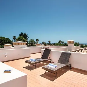 Beautiful Two Bedroom With Roof Terrace , Carvoeiro (Lagoa) Portugal